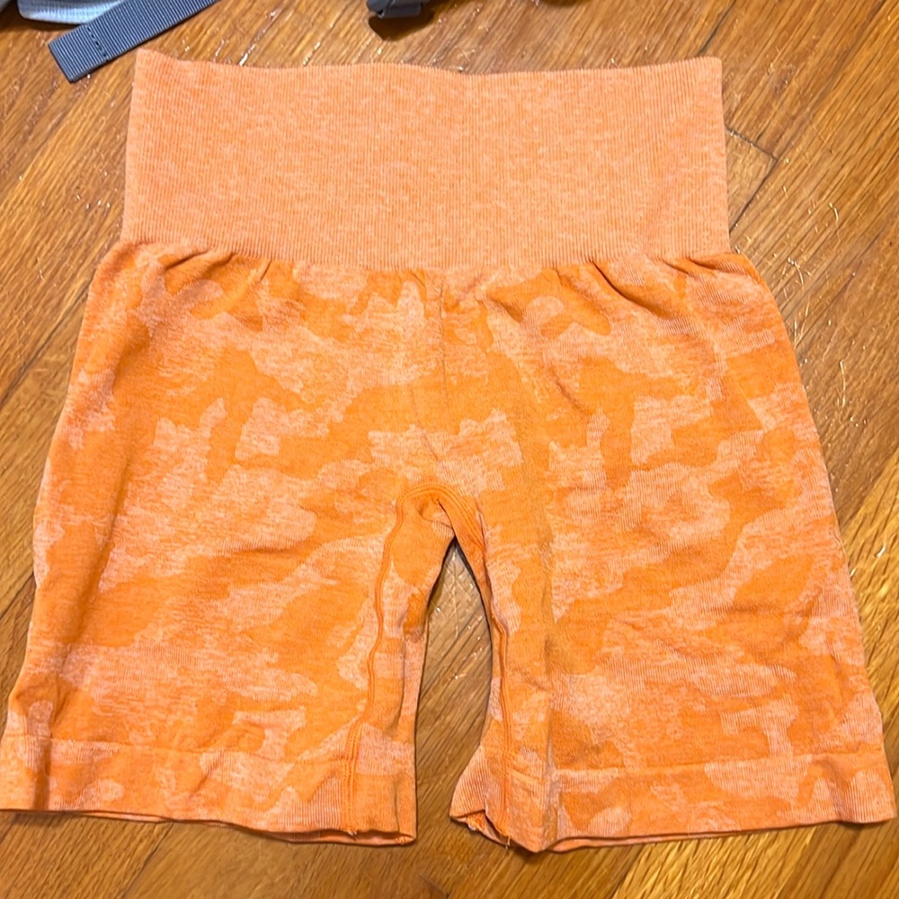 NVGTN Biker Shorts in Camo